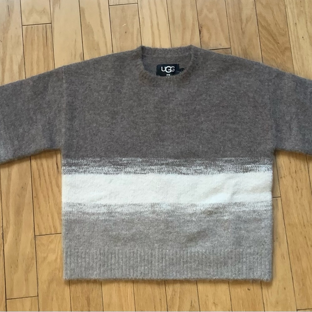 Ugg women sweater wool blend